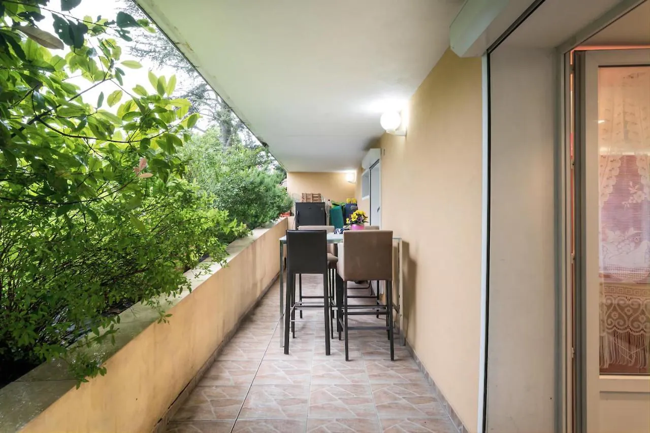 Appartement Independant En Maison A 15 Min De Lyon Saint-Symphorien-d'Ozon France