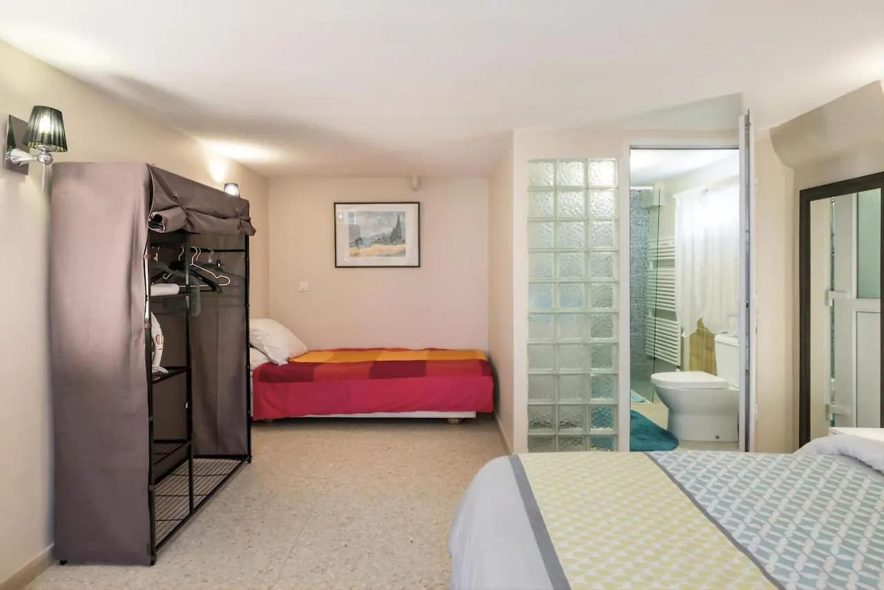 Appartement Independant En Maison A 15 Min De Lyon Saint-Symphorien-dʼOzon
